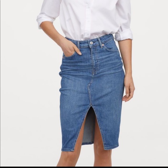 H&M Dresses & Skirts - H&M Conscious Front Slit Denim Pencil Skirt Sz 2